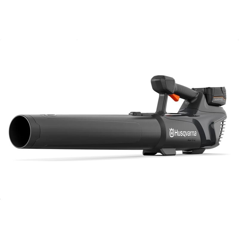 Soffiatore a batteria Husqvarna Aspire™ B8X-P4A con batteria da 4 Ah e caricabatterie